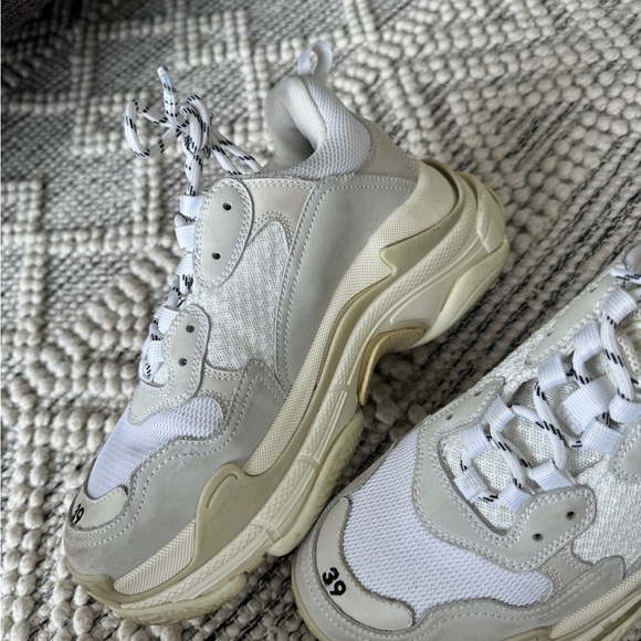 balenciaga Shoes almost new - Picture 2 of 3